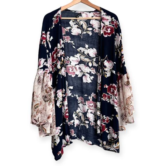 Very j Floral Open Front Exaggerated Flutter Sleeve Tunic Blouse Women's Size L - Picture 1 of 9